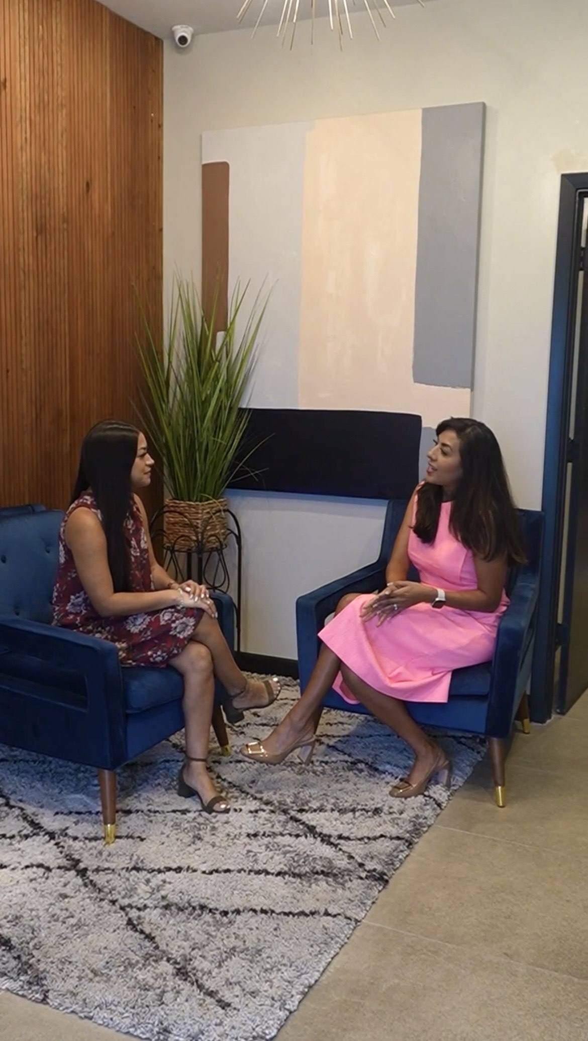 Cindy Benavides meeting with a client